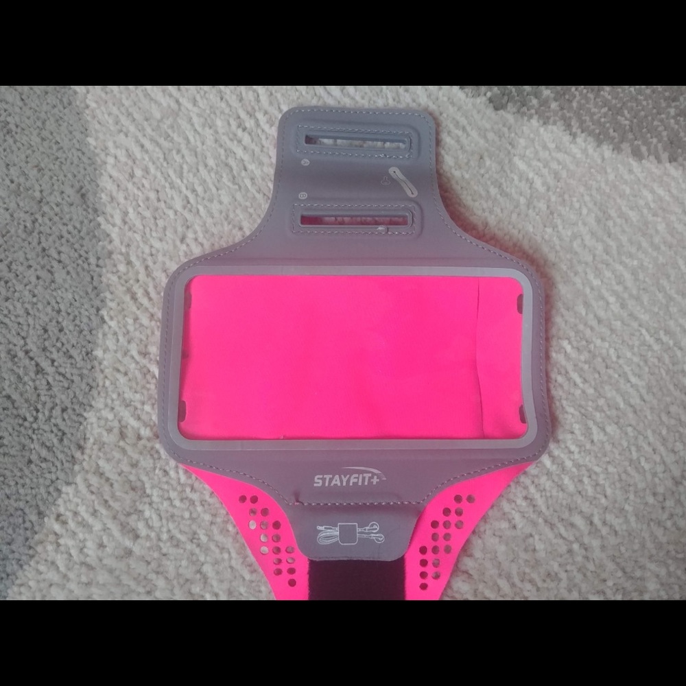 Adjustable a smart phone armband iphone or Android